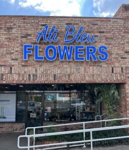 ali bleu flowers austin 459