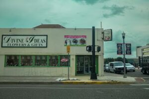 divine ideas flower shop edinburg 660