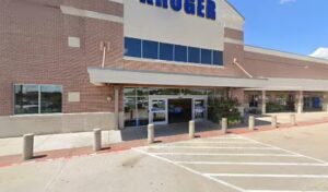 kroger floral fresno 1300